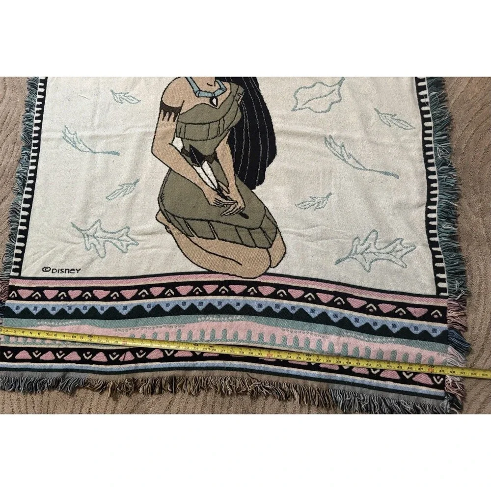 Rare!  Vintage 1990s Beacon Disney Pocahontas Tapestry fringe Throw Blanket